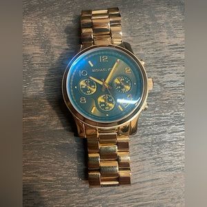 Michael Kors Women's Runway Rose Gold 2 Watch